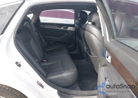 2016 Hyundai Genesis 3.8 z USA, uszkodzony, nr VIN KMHGN4JE3GU137028